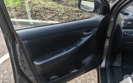 Toyota Corolla, 2005 год, 620 000 рублей, 8 фотография