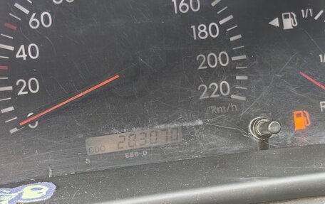 Toyota Corolla, 2005 год, 620 000 рублей, 11 фотография