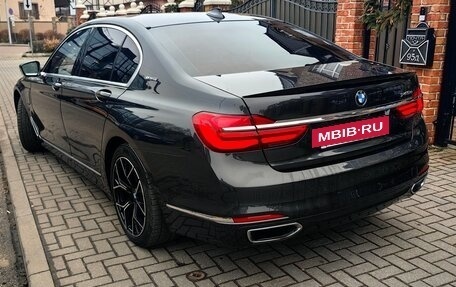 BMW 7 серия, 2016 год, 2 850 000 рублей, 3 фотография