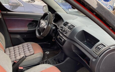 Skoda Roomster, 2007 год, 320 000 рублей, 8 фотография