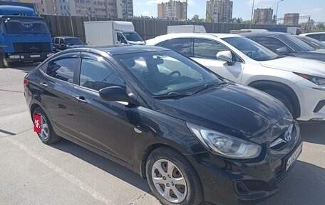 Hyundai Solaris II рестайлинг, 2012 год, 460 000 рублей, 2 фотография
