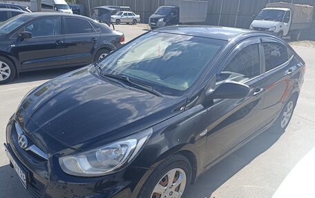 Hyundai Solaris II рестайлинг, 2012 год, 460 000 рублей, 11 фотография