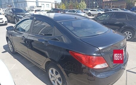Hyundai Solaris II рестайлинг, 2012 год, 460 000 рублей, 10 фотография