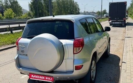 Toyota RAV4, 2007 год, 1 050 000 рублей, 7 фотография