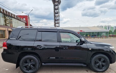 Toyota Land Cruiser 200, 2011 год, 2 880 000 рублей, 4 фотография