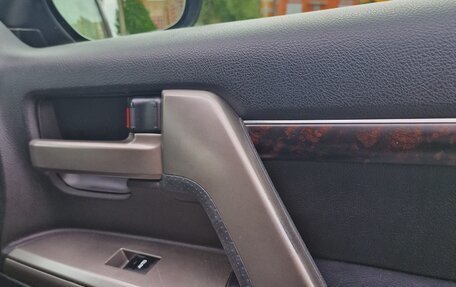 Toyota Land Cruiser 200, 2011 год, 2 880 000 рублей, 13 фотография