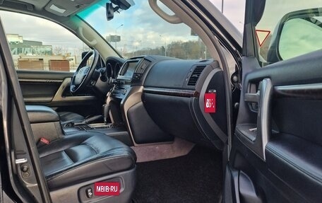 Toyota Land Cruiser 200, 2011 год, 2 880 000 рублей, 18 фотография