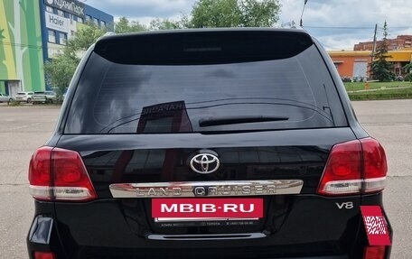 Toyota Land Cruiser 200, 2011 год, 2 880 000 рублей, 5 фотография