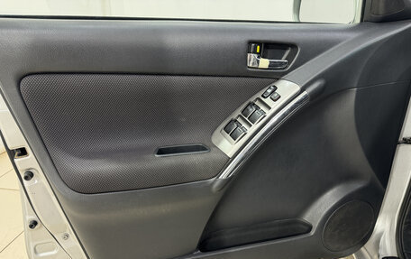 Toyota Matrix, 2002 год, 660 000 рублей, 7 фотография