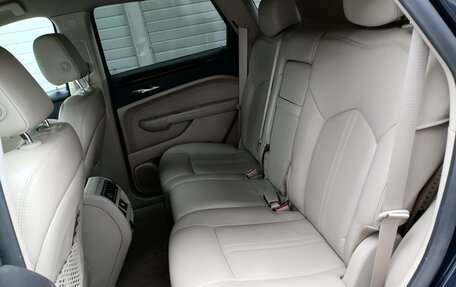 Cadillac SRX II рестайлинг, 2011 год, 969 000 рублей, 11 фотография