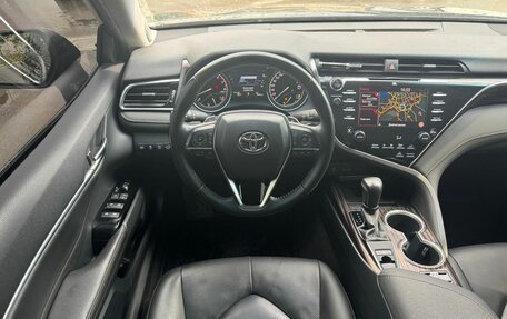 Toyota Camry, 2020 год, 3 365 000 рублей, 8 фотография