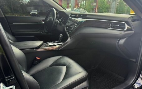 Toyota Camry, 2020 год, 3 365 000 рублей, 19 фотография