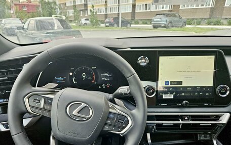 Lexus RX IV рестайлинг, 2025 год, 7 999 999 рублей, 9 фотография