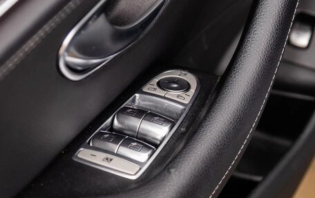 Mercedes-Benz E-Класс, 2020 год, 3 950 000 рублей, 19 фотография