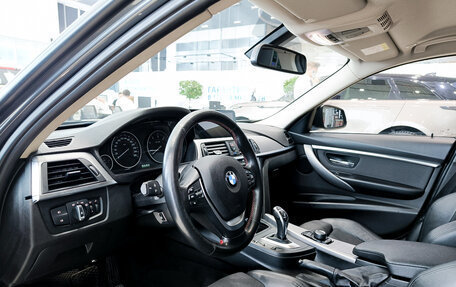 BMW 3 серия, 2018 год, 2 670 000 рублей, 16 фотография