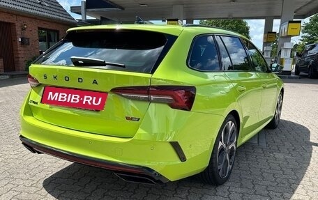 Skoda Octavia RS, 2025 год, 7 500 000 рублей, 4 фотография