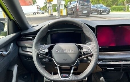 Skoda Octavia RS, 2025 год, 7 500 000 рублей, 11 фотография