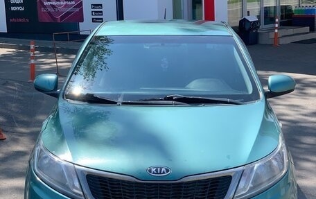 KIA Rio III рестайлинг, 2012 год, 595 000 рублей, 2 фотография