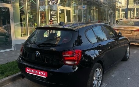 BMW 1 серия, 2013 год, 1 300 000 рублей, 3 фотография
