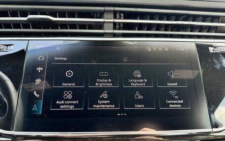 Audi Q7, 2024 год, 10 100 000 рублей, 12 фотография