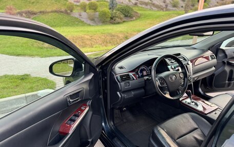 Toyota Camry, 2012 год, 1 570 000 рублей, 12 фотография