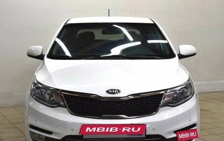 KIA Rio III рестайлинг, 2015 год, 1 090 000 рублей, 2 фотография