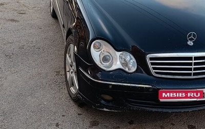 Mercedes-Benz C-Класс, 2006 год, 750 000 рублей, 1 фотография