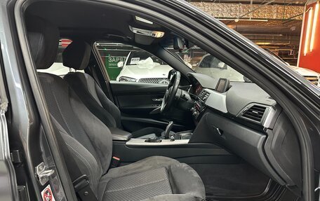 BMW 3 серия, 2017 год, 2 390 000 рублей, 18 фотография