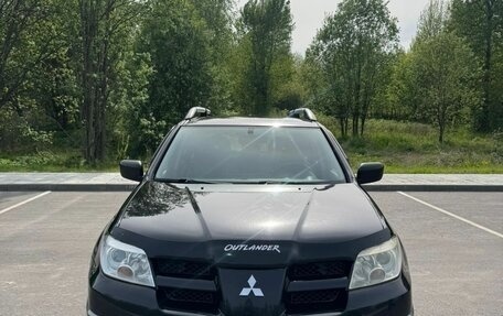 Mitsubishi Outlander III рестайлинг 3, 2006 год, 720 000 рублей, 2 фотография