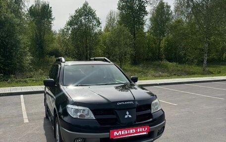Mitsubishi Outlander III рестайлинг 3, 2006 год, 720 000 рублей, 4 фотография