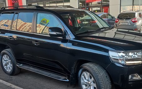 Toyota Land Cruiser 200, 2018 год, 8 000 000 рублей, 2 фотография