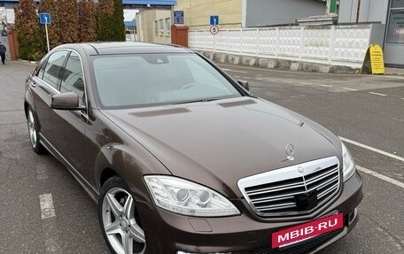 Mercedes-Benz S-Класс, 2012 год, 2 900 000 рублей, 2 фотография