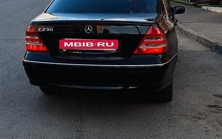 Mercedes-Benz C-Класс, 2006 год, 750 000 рублей, 3 фотография
