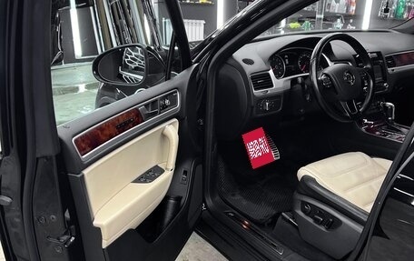 Volkswagen Touareg III, 2013 год, 2 599 000 рублей, 10 фотография