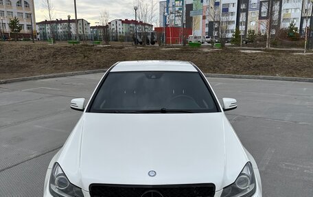 Mercedes-Benz C-Класс, 2011 год, 1 800 000 рублей, 1 фотография