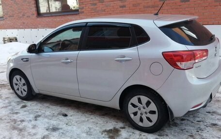 KIA Rio III рестайлинг, 2015 год, 930 000 рублей, 4 фотография