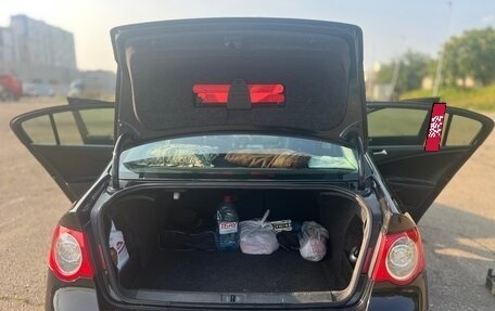 Volkswagen Passat B6, 2010 год, 780 000 рублей, 6 фотография