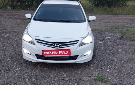 Hyundai Solaris II рестайлинг, 2015 год, 1 148 000 рублей, 3 фотография