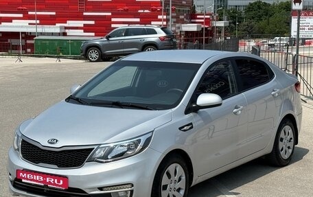 KIA Rio III рестайлинг, 2015 год, 997 000 рублей, 10 фотография