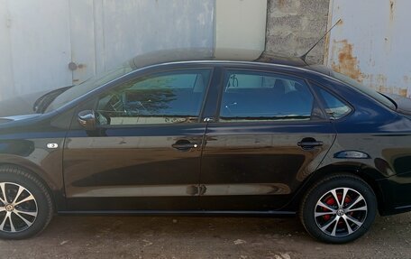 Volkswagen Polo VI (EU Market), 2012 год, 950 000 рублей, 6 фотография