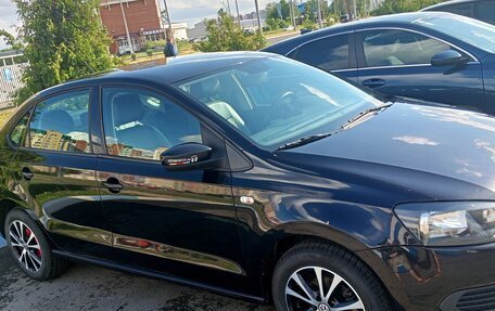 Volkswagen Polo VI (EU Market), 2012 год, 950 000 рублей, 18 фотография