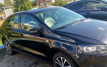Volkswagen Polo VI (EU Market), 2012 год, 950 000 рублей, 22 фотография