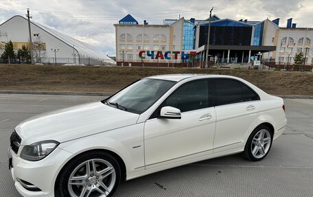Mercedes-Benz C-Класс, 2011 год, 1 800 000 рублей, 3 фотография