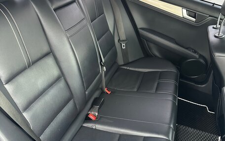 Mercedes-Benz C-Класс, 2011 год, 1 800 000 рублей, 6 фотография