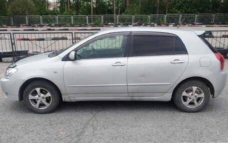 Toyota Allex i рестайлинг, 2004 год, 640 000 рублей, 4 фотография