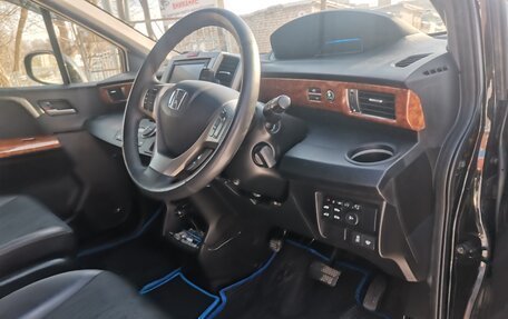 Honda Freed I, 2014 год, 1 450 000 рублей, 23 фотография