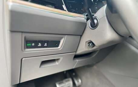 Volkswagen Touareg III, 2018 год, 3 990 000 рублей, 18 фотография