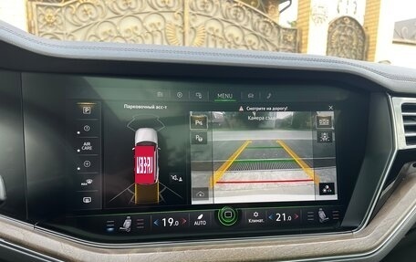 Volkswagen Touareg III, 2018 год, 3 990 000 рублей, 20 фотография