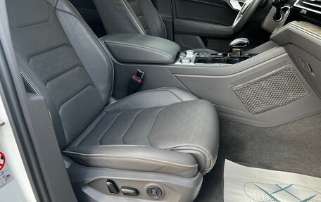 Volkswagen Touareg III, 2018 год, 3 990 000 рублей, 33 фотография