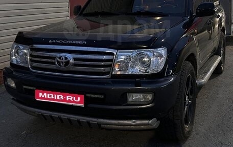 Toyota Land Cruiser 100 рестайлинг 2, 2007 год, 3 000 000 рублей, 1 фотография